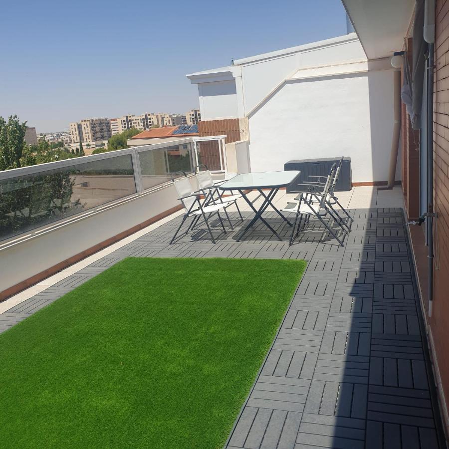 Espectacular Atico De 2 Dormitorios Con Garaje Y Terraza Privada De 30 M2 Albacete Exterior foto